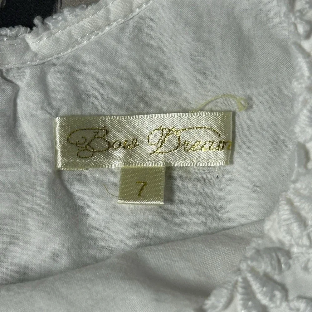 Beautiful White Lace Flower Girl / Communion Dress – Bow Dream (Size 7)